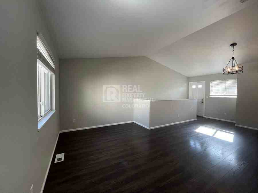 1144 E 5th St - Photo 3 of 12