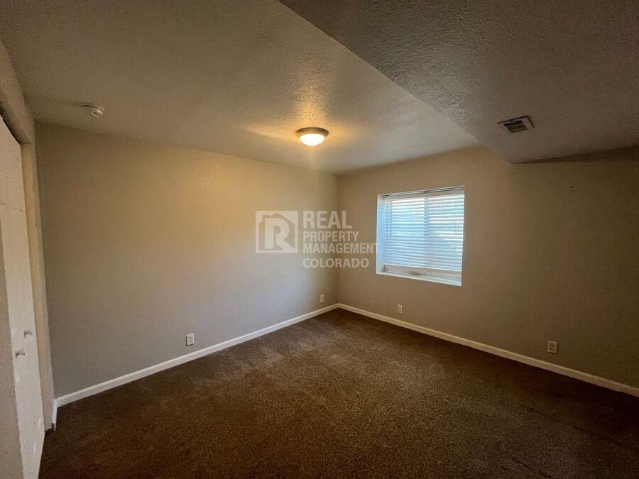 1144 E 5th St - Photo 7 of 12