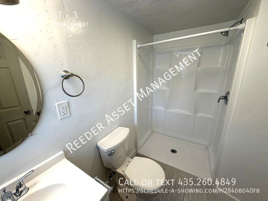 548 27th St #3 - Photo 5 of 8