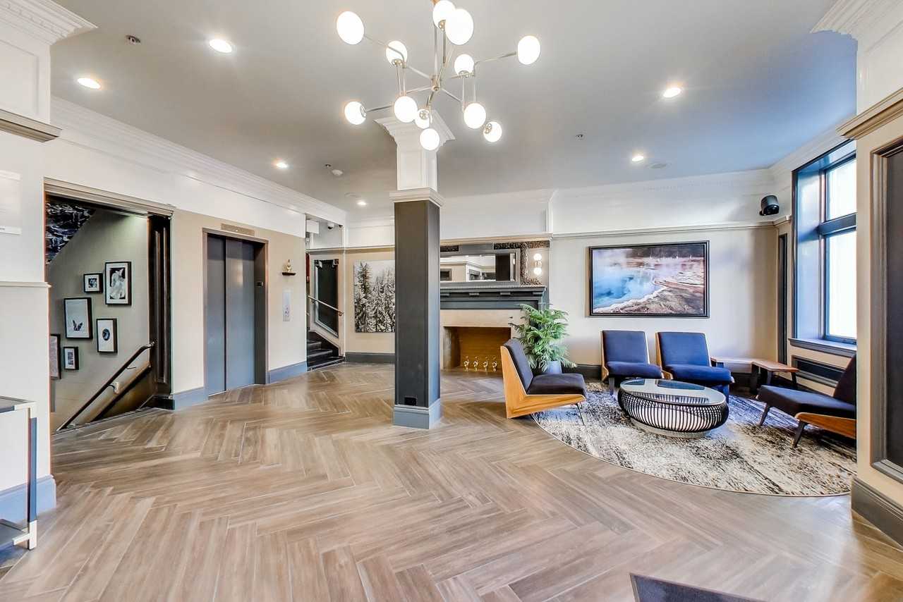 735 Taylor - Photo 2 of 4