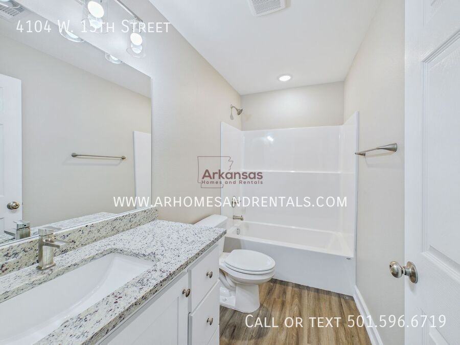 4104 W 15th St - Photo 5 of 15