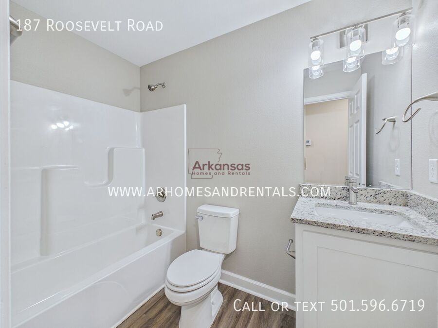 187 Roosevelt Rd - Photo 6 of 20