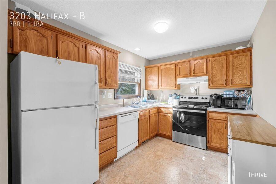 3203 Halifax Dr #B - Photo 7 of 19