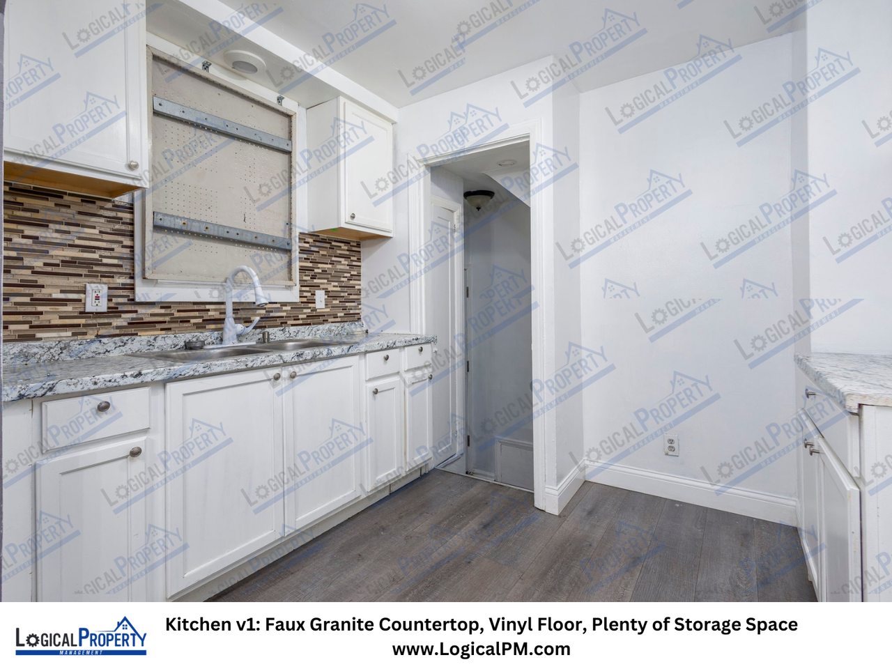 13881 Carlisle St - Photo 2 of 15