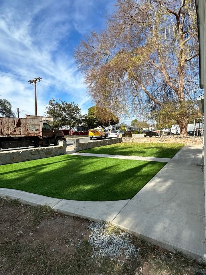 317 Richfield Ave - Photo 7 of 44