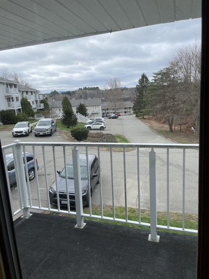 834 State St #3 - Photo 3 of 14