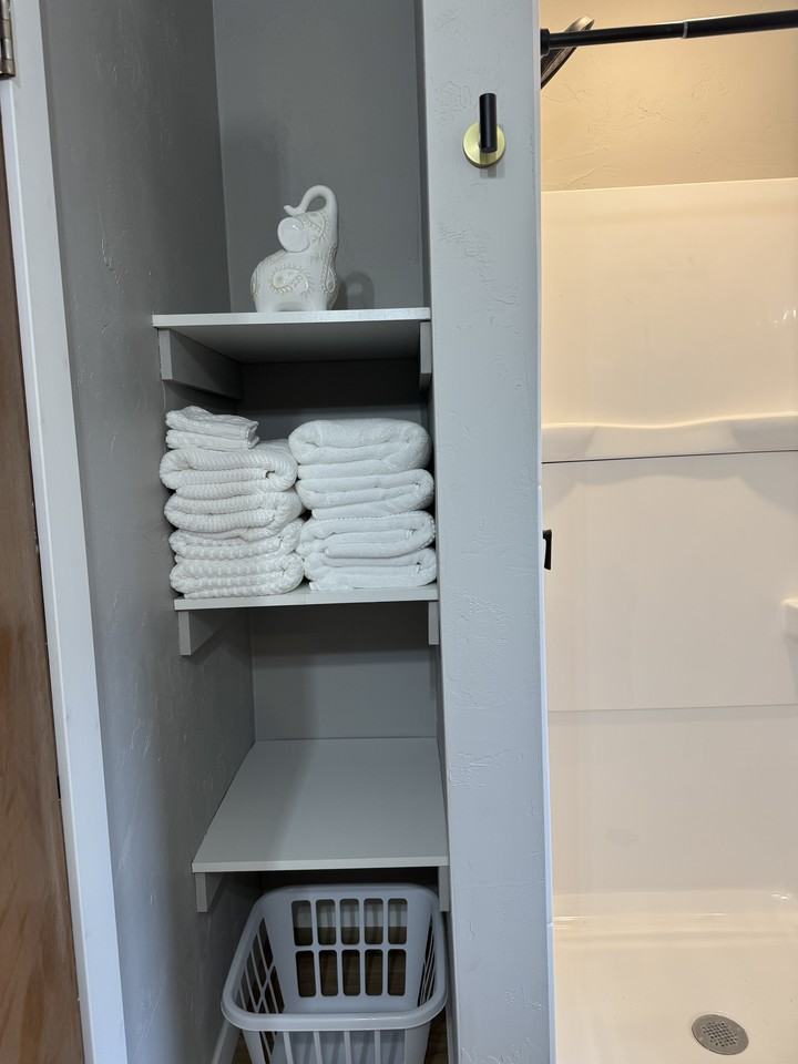 1229 Valley Ln #NA - Photo 5 of 10