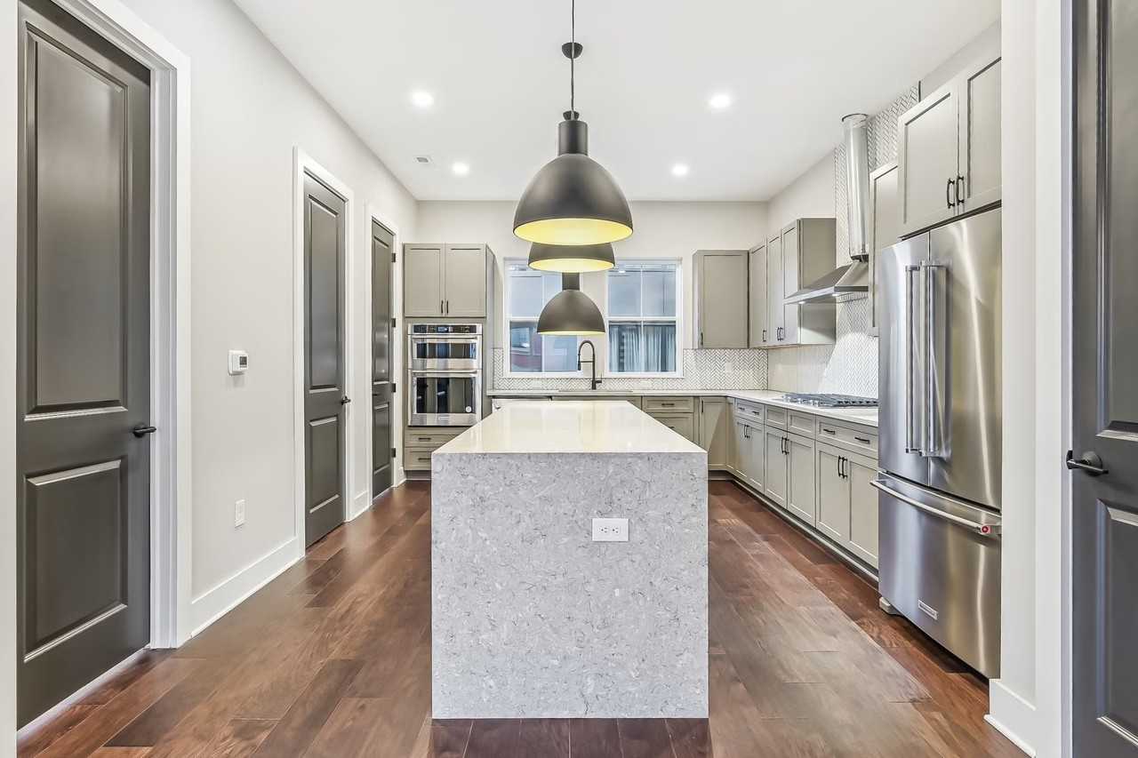 290 Dickenson St #NA - Photo 5 of 50