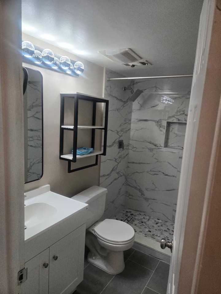 2828 Tennis Club Dr #505 - Photo 3 of 7