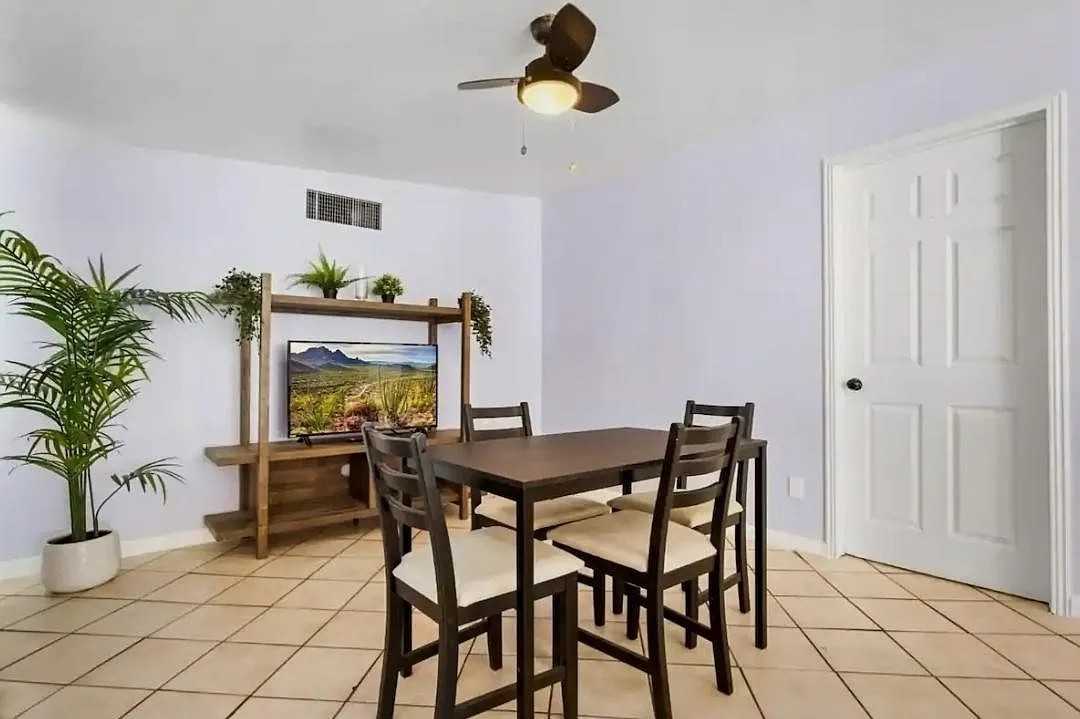 7513 E Polk St #NA - Photo 4 of 11