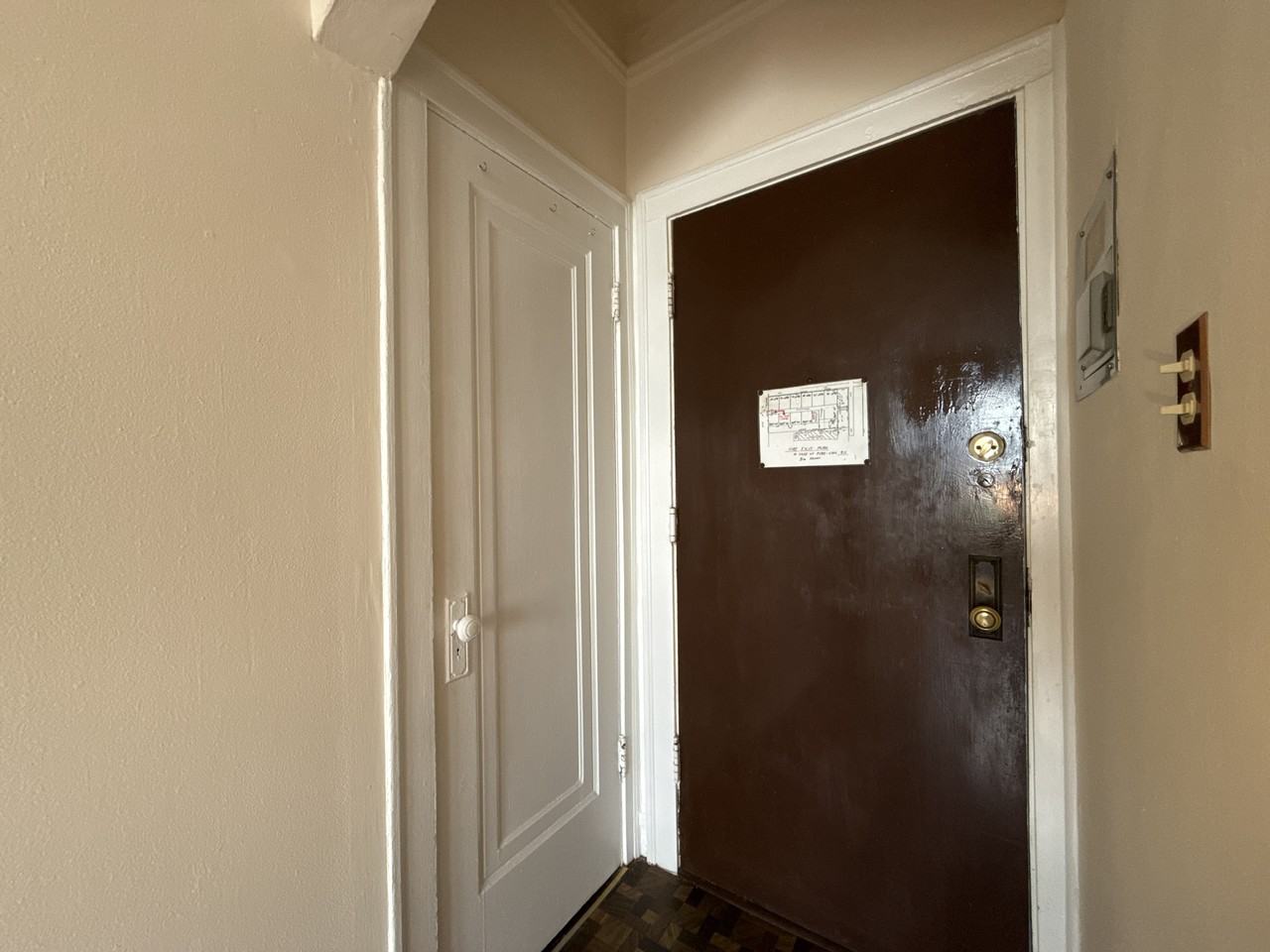 4701 N Saint Louis Ave #22 - Photo 6 of 21