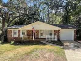 featured image of 2413 Mayfair Rd #3