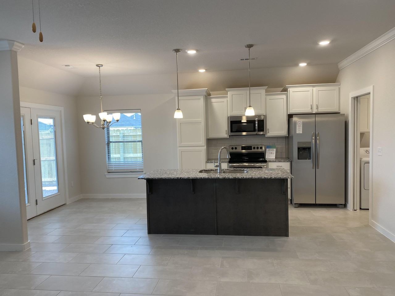 520 Peach Ave #NA - Photo 3 of 12