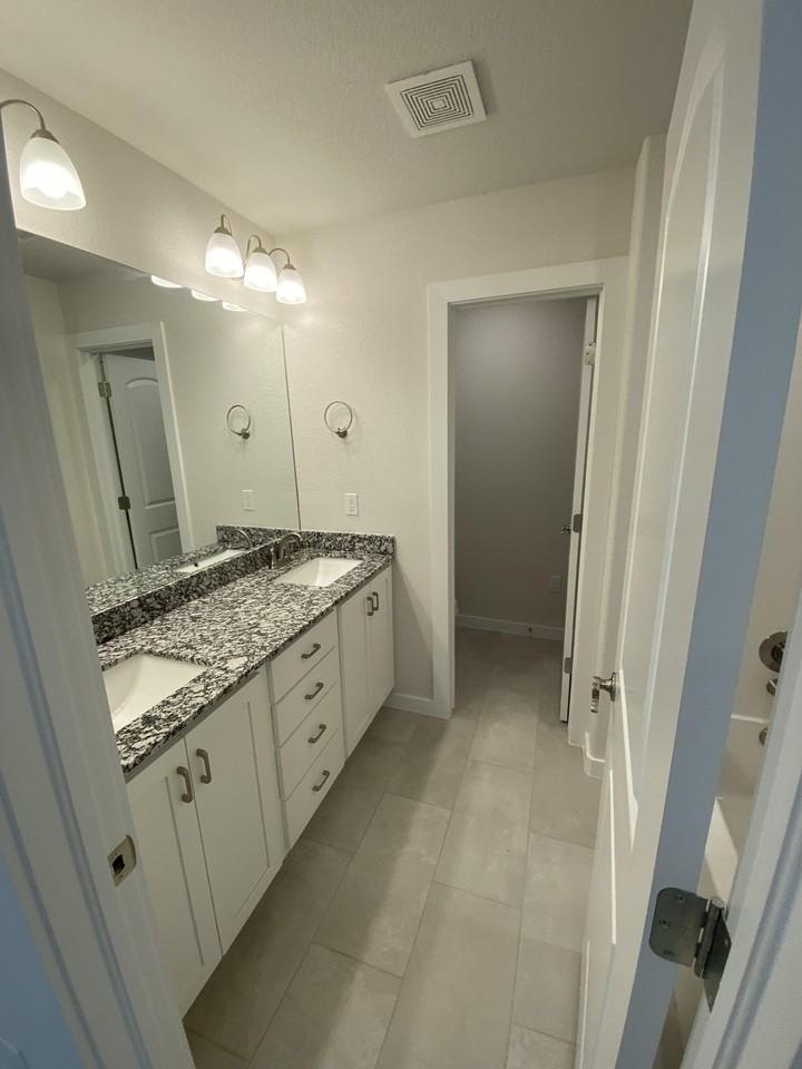 520 Peach Ave #NA - Photo 6 of 12