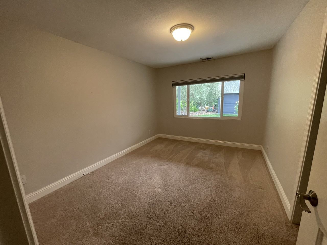 117 E Shiloh Rd #NA - Photo 6 of 10