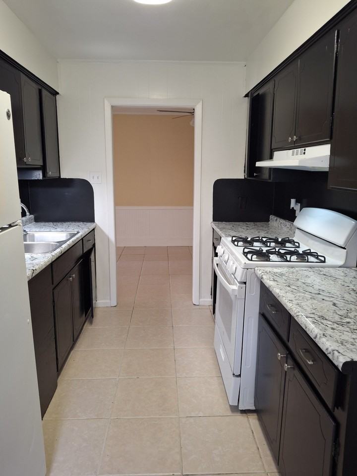 806 Brinwood Ave #NA - Photo 7 of 7