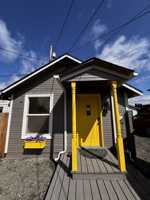 featured image of 2707 Victor Pl Unit B #NA