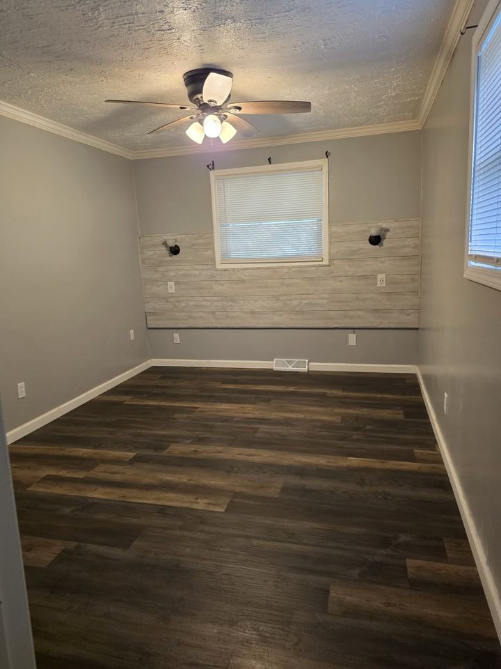 4003 Ridge Rd #NA - Photo 2 of 10