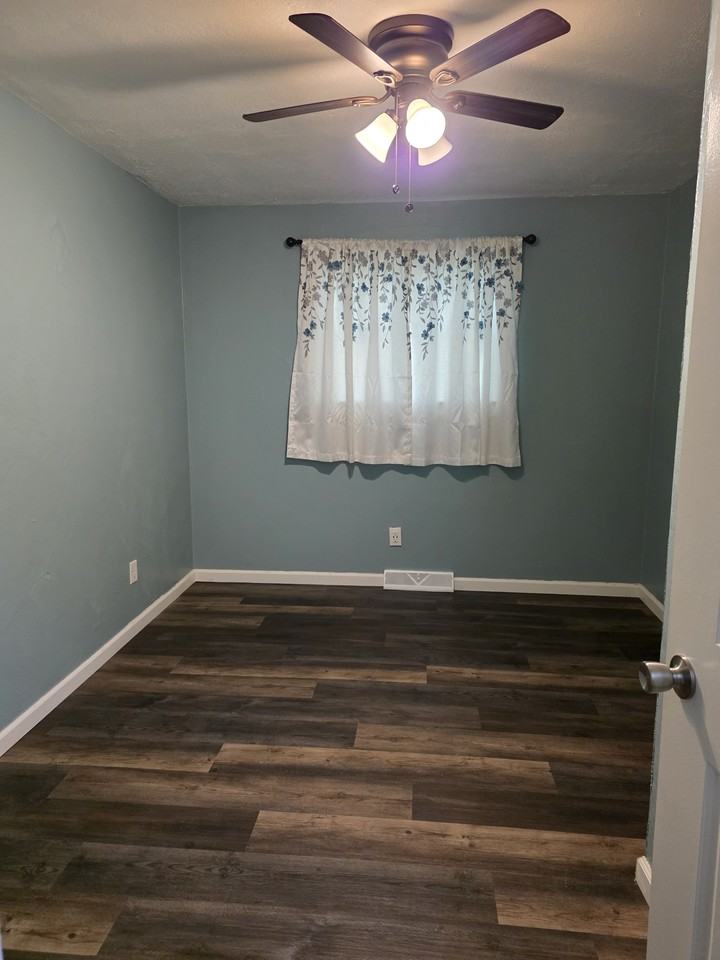 4003 Ridge Rd #NA - Photo 5 of 10