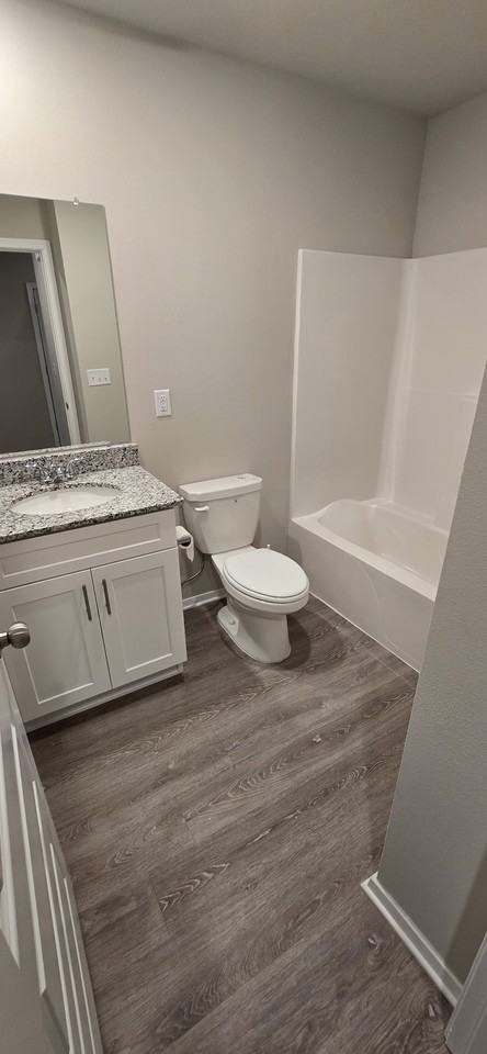 6605 Nw Kathleen St #NA - Photo 4 of 20