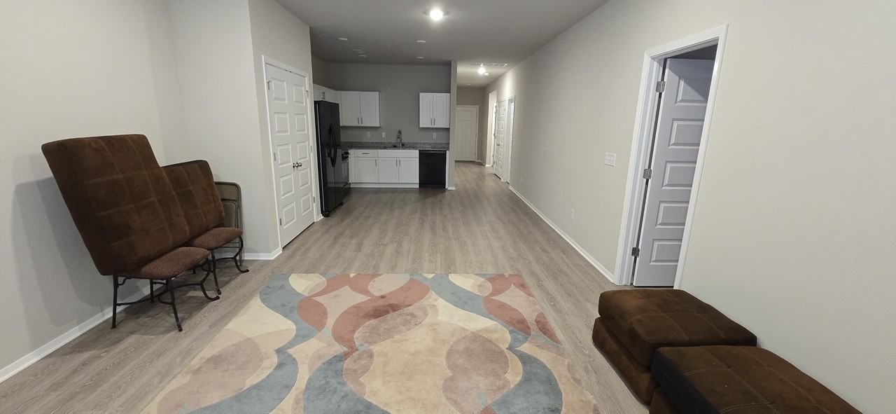 6605 Nw Kathleen St #NA - Photo 6 of 20