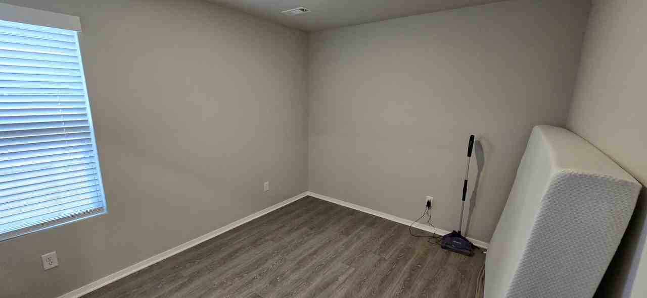 6605 Nw Kathleen St #NA - Photo 7 of 20