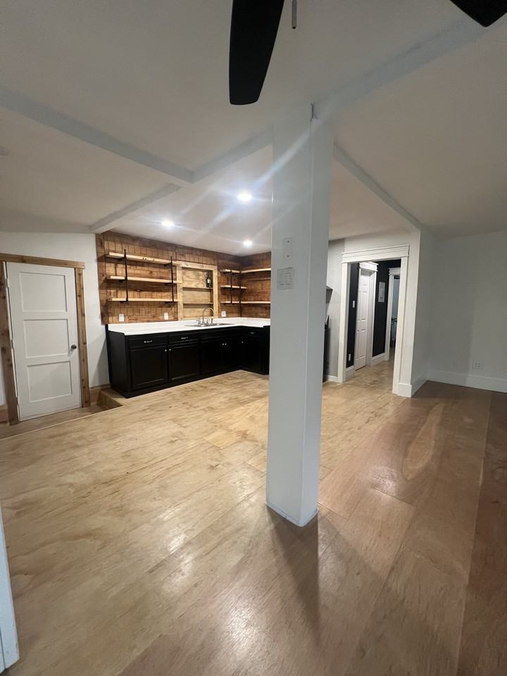 218 Loma Park Dr #NA - Photo 5 of 31