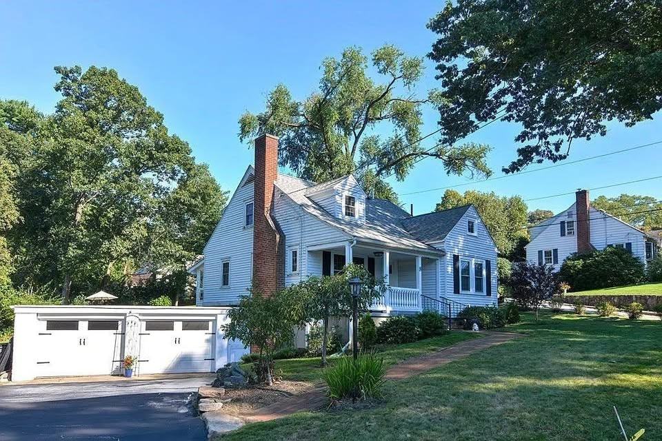 8 Central St #NA - Photo 2 of 21