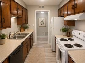 106 N Mckinley Ave - Photo 1 of 1