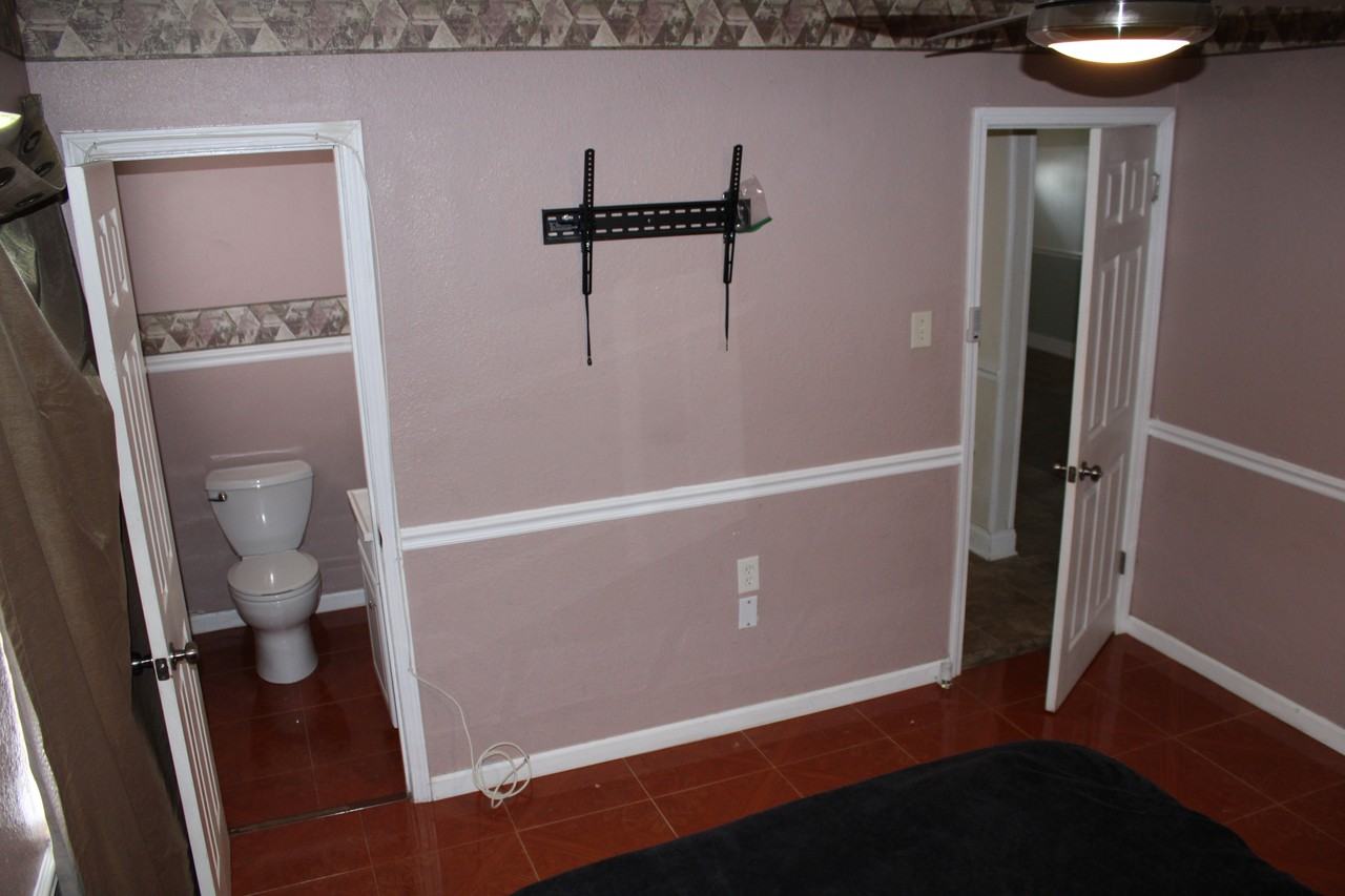 9 Gerard Ct #NA - Photo 6 of 10