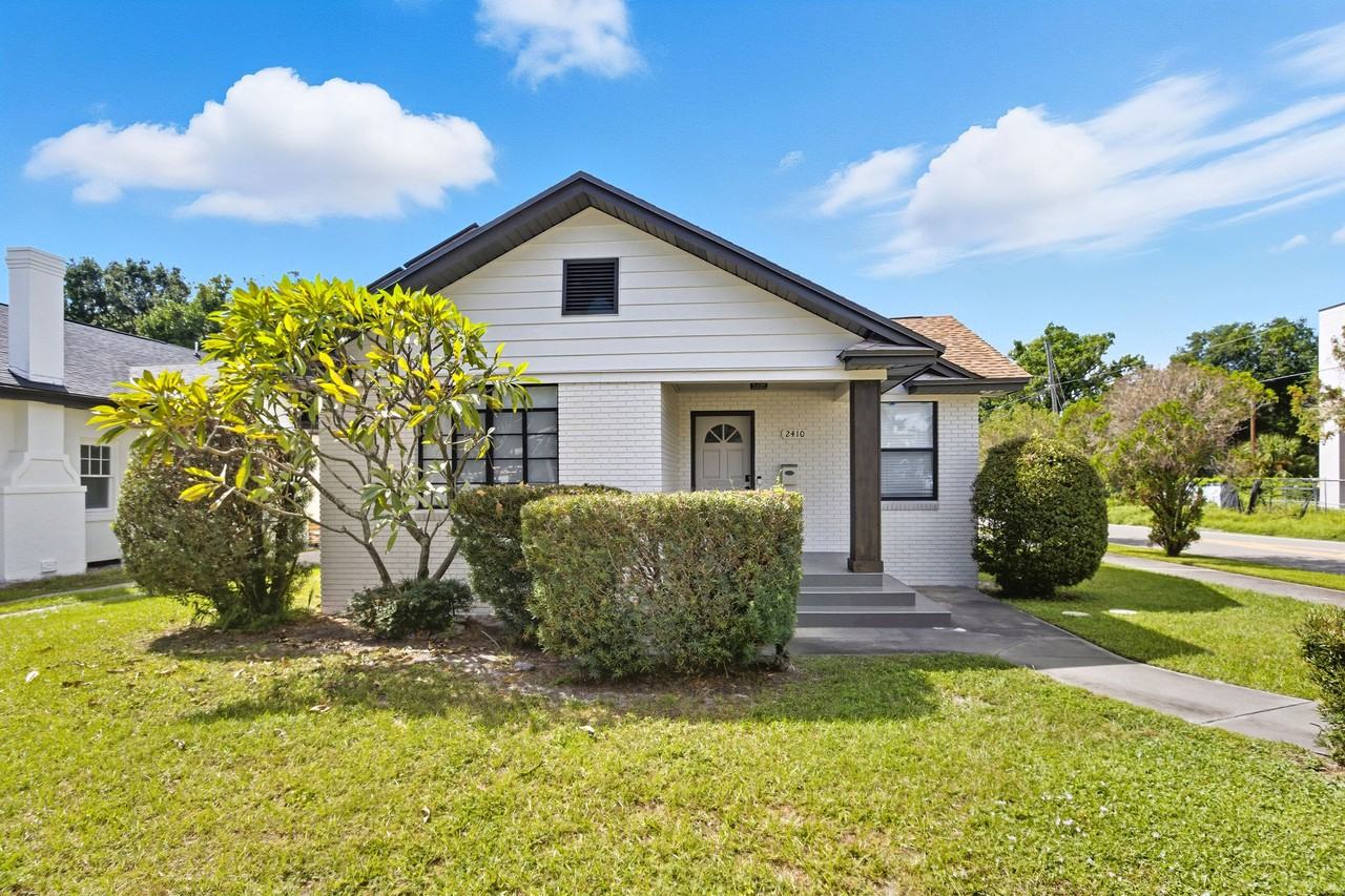 2410 N Boulevard #NA - Photo 3 of 28