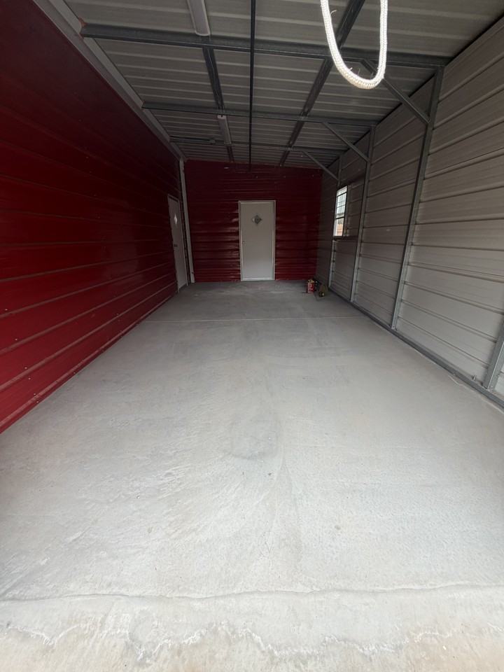 San Vicente Rd #BARN - Photo 3 of 11