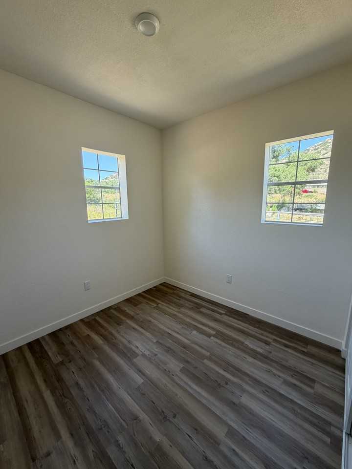 San Vicente Rd #BARN - Photo 4 of 11