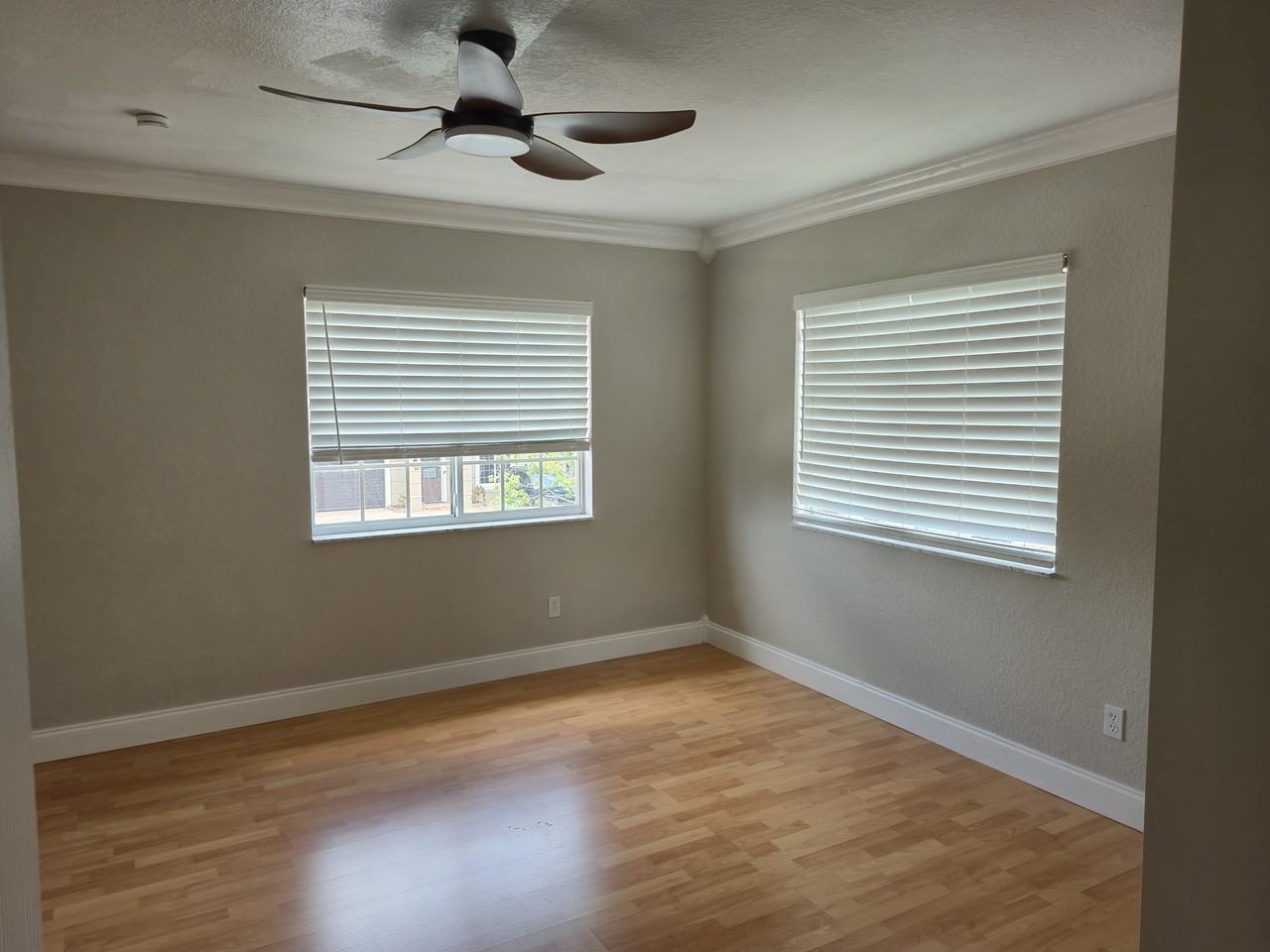 2033 Sw Providence Pl #NA - Photo 7 of 13