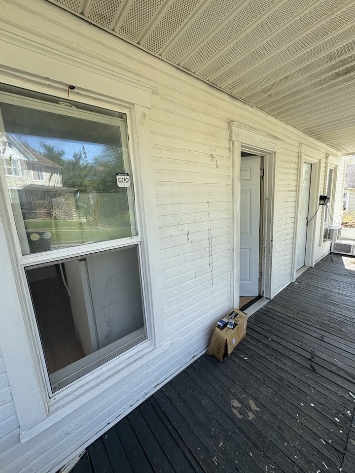 206 Vine St #A - Photo 3 of 16