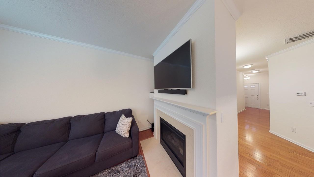 2309 Hartfield Cir #1 - Photo 5 of 12