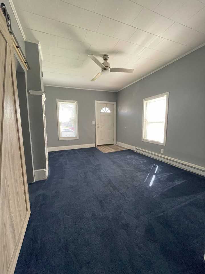 1123 Nevada St - Photo 3 of 13