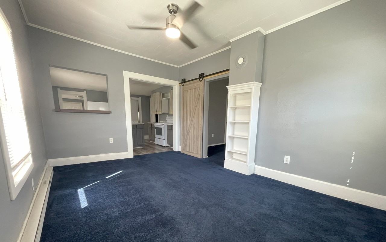 1123 Nevada St - Photo 4 of 13