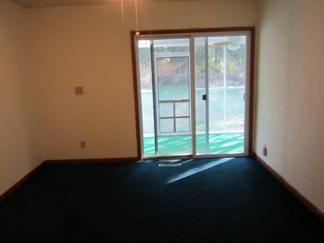 161 Sharyn Ln - Photo 3 of 9