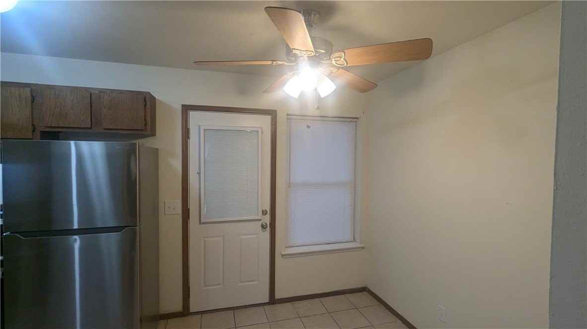 687 N Betty Jo Dr - Photo 4 of 10