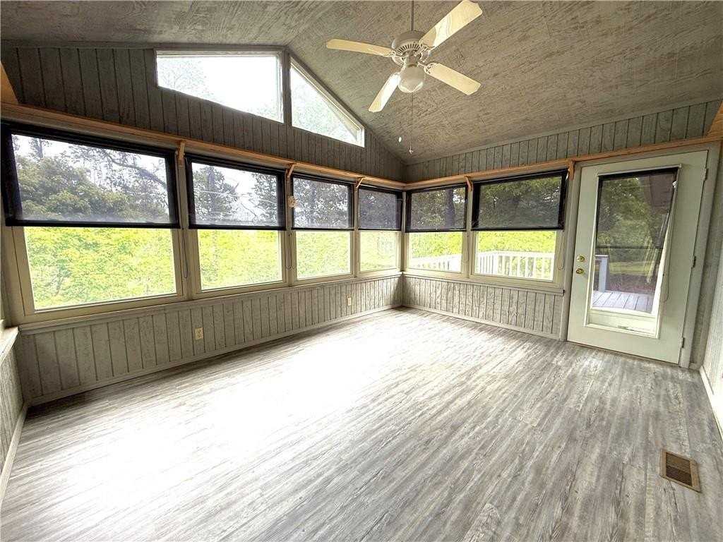 25 Dunbarton Ln - Photo 7 of 18