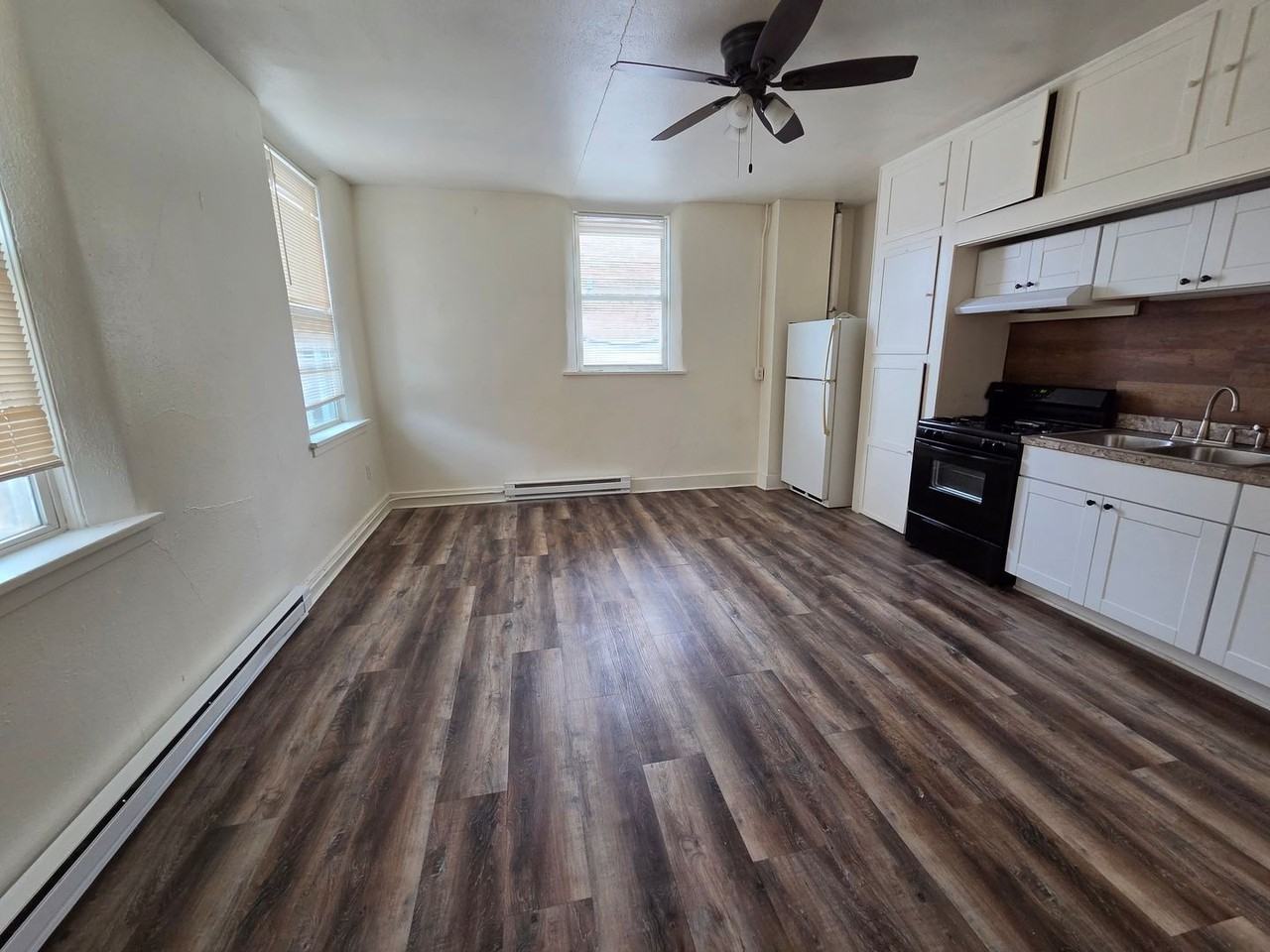 City View Apartments & City View Studios - Photo 2 of 7