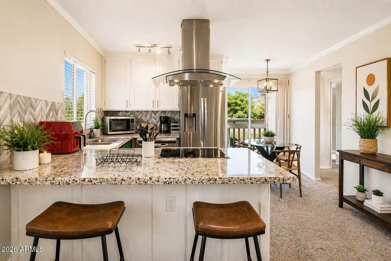 6240 N 16th St #40 - Photo 3 of 35