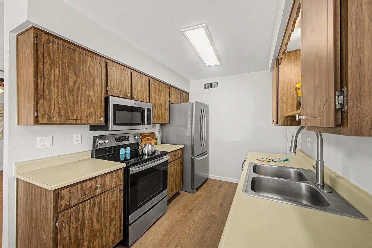 10141 N 97th Dr #A - Photo 7 of 22