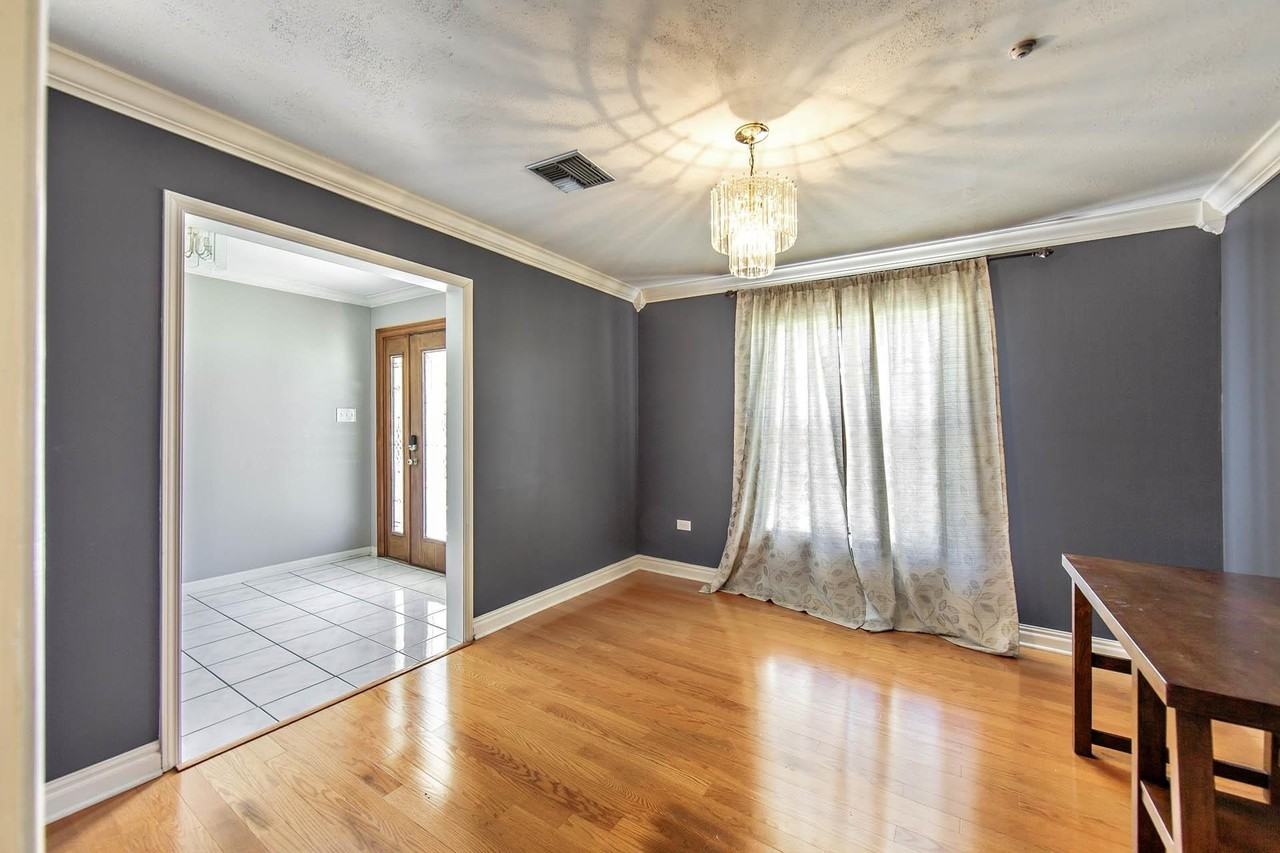 118 Chantilly Dr - Photo 6 of 14