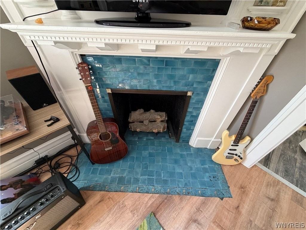 1115 Delaware Ave #2B - Photo 7 of 17