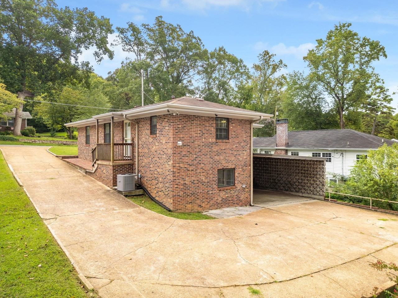 3699 Tacoma Ave - Photo 4 of 35