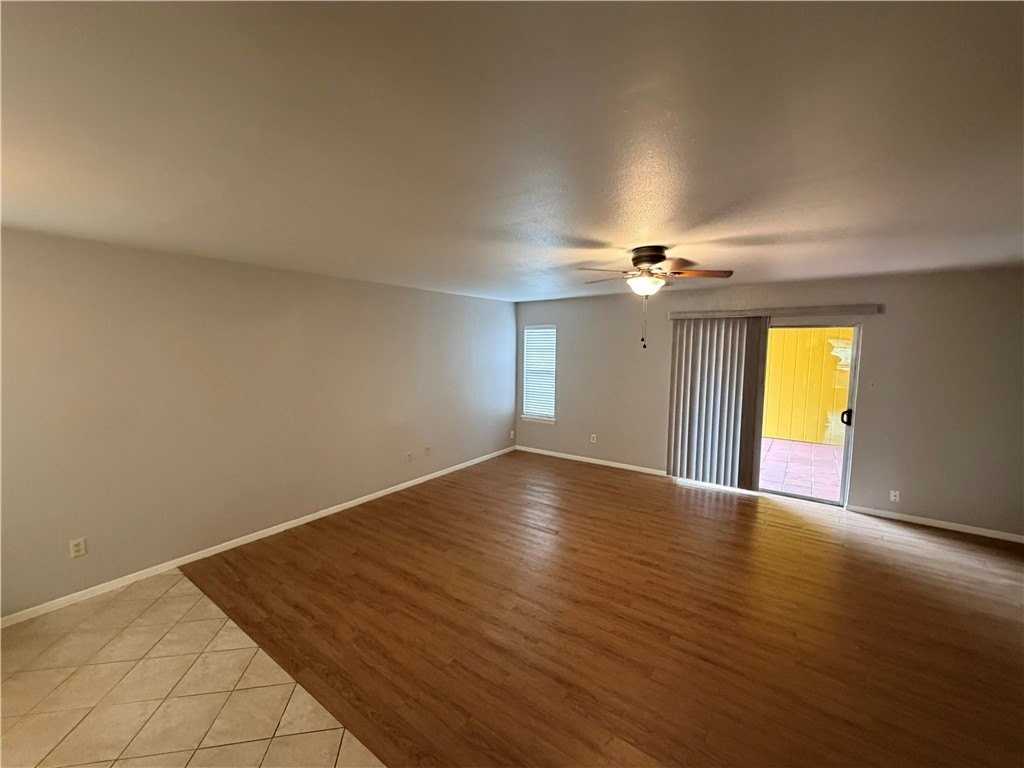 5149 Middlecoff Rd #A - Photo 3 of 24