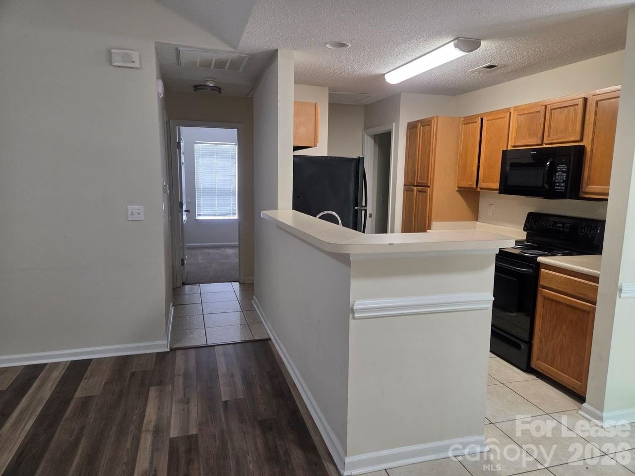 437 Cedarcroft Dr - Photo 7 of 14