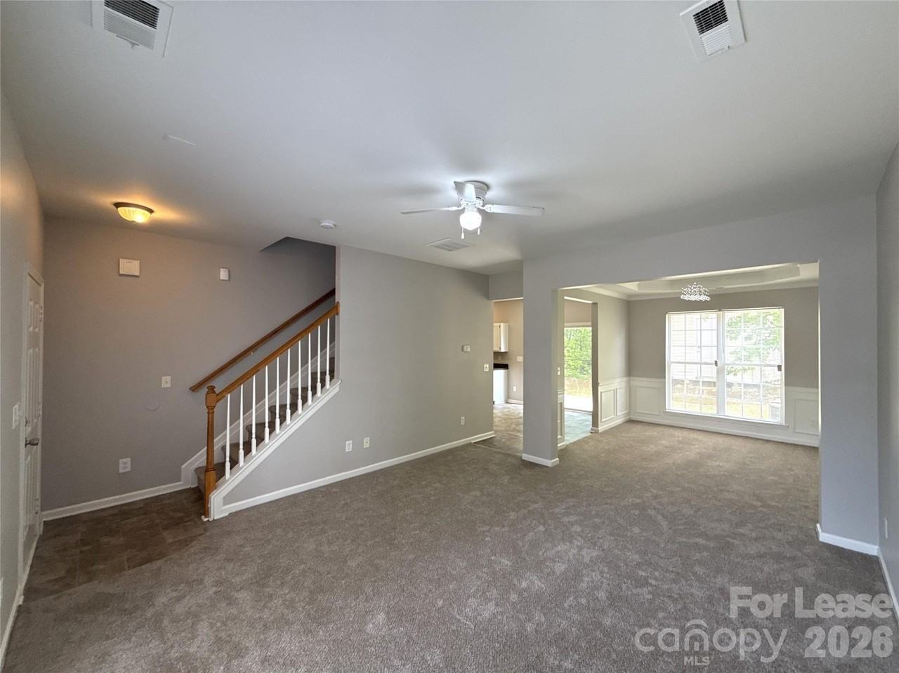 1207 Joannas Ct - Photo 4 of 20
